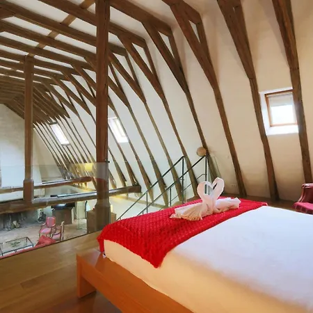 184 Walvein - Eglise Guest house 4*