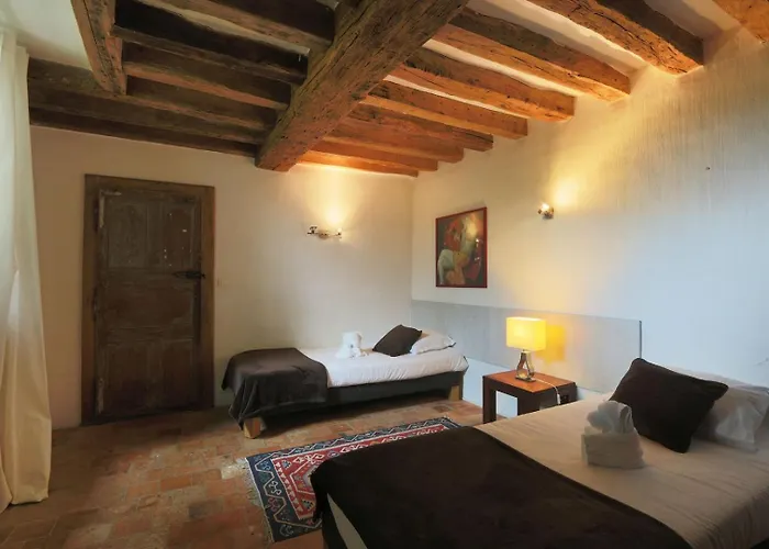 184 Walvein - Eglise Penzion Tours